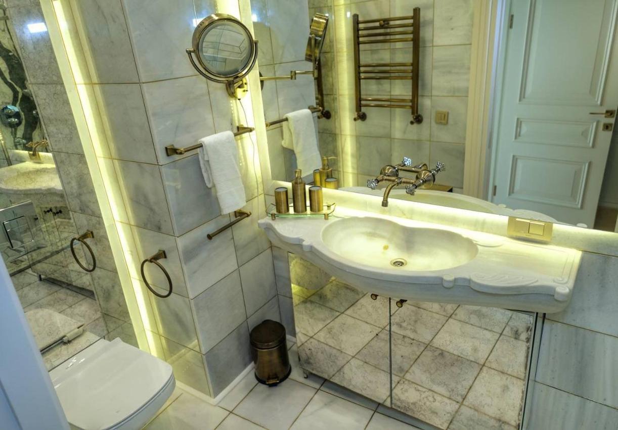 Ab Residences -Cihangir Luxury Antique Apartment Истанбул Екстериор снимка